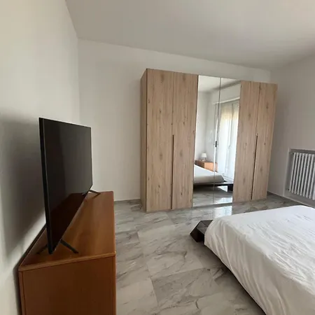 Апартаменты Pesaro Bnb *